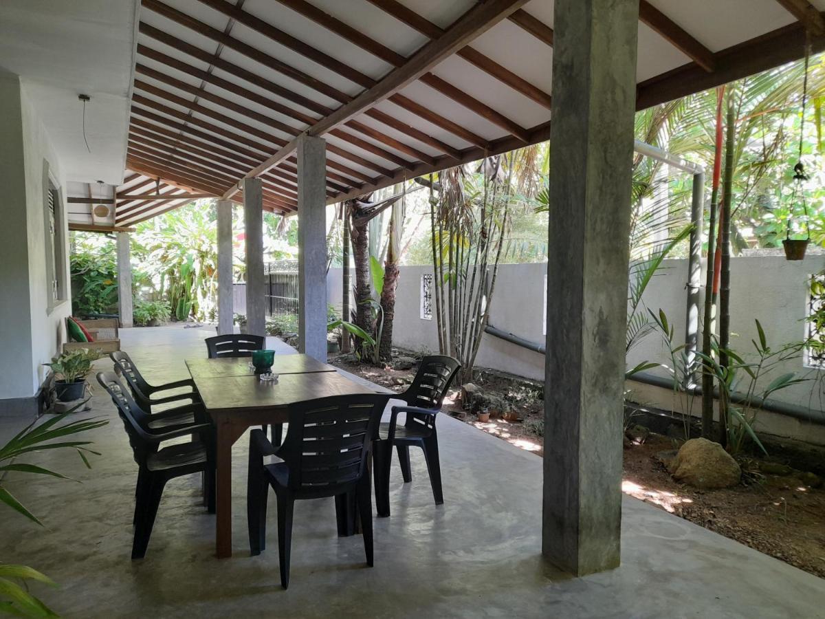 Mealanie'S House Hotel Unawatuna Exterior foto